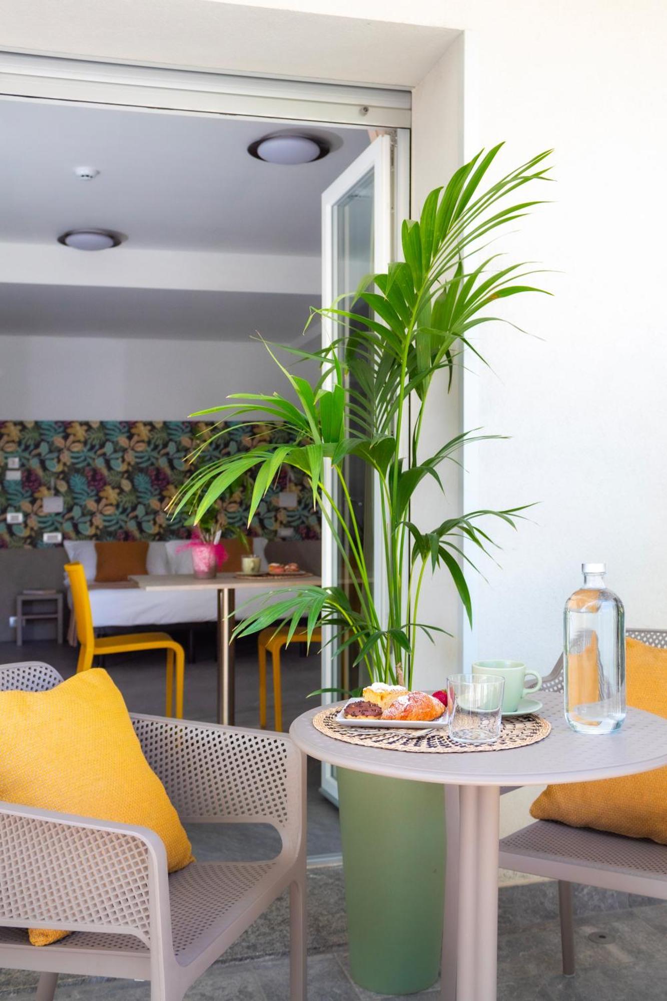 Nido Suite & Apartments Cesenatico Kültér fotó